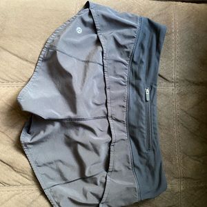 Lululemon shorts size 6
